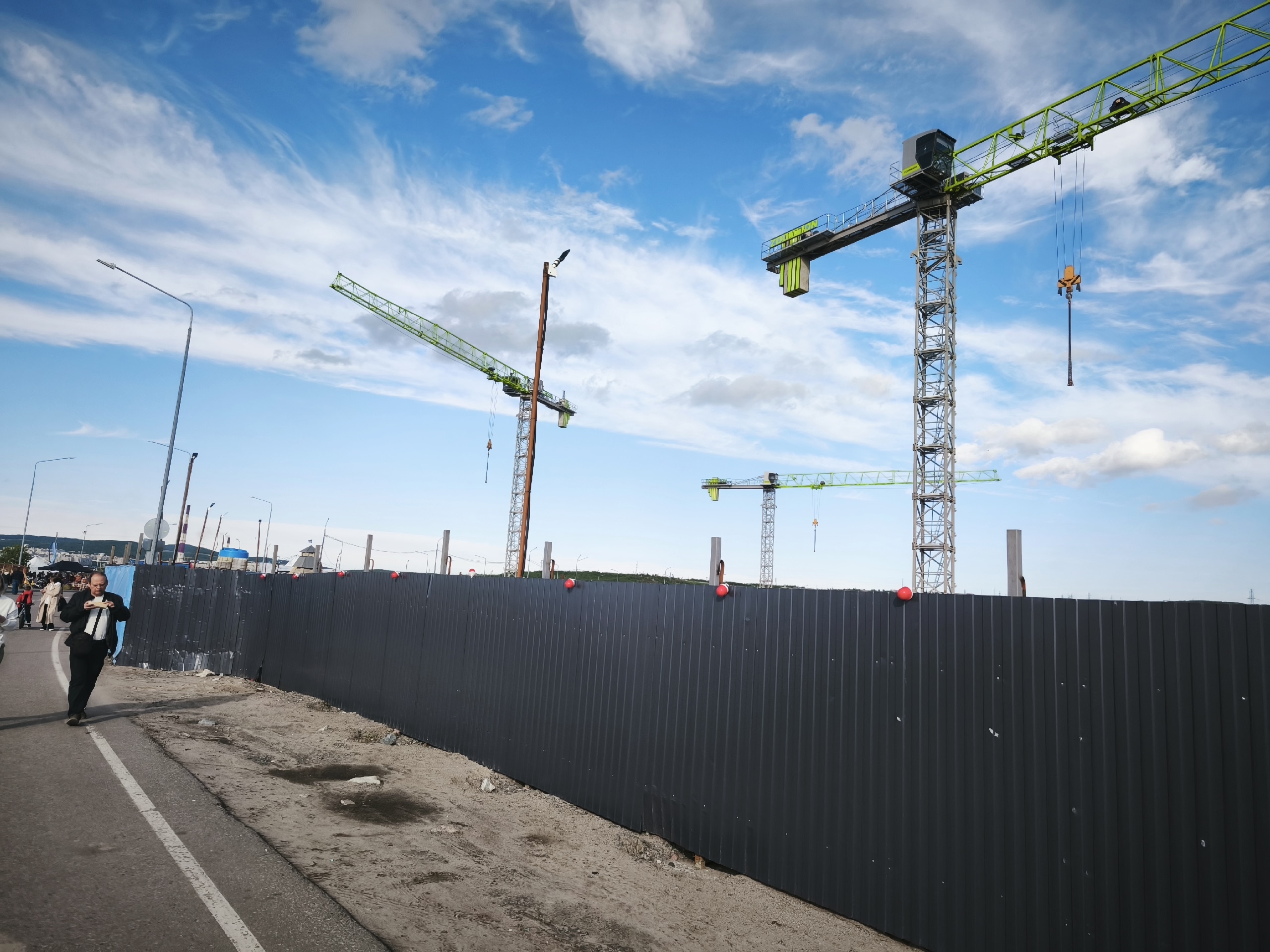 Краны на строительстве дома