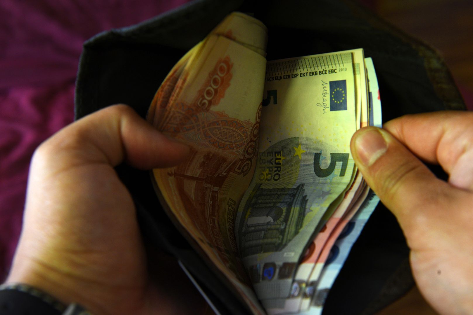 Взятка в кошельке