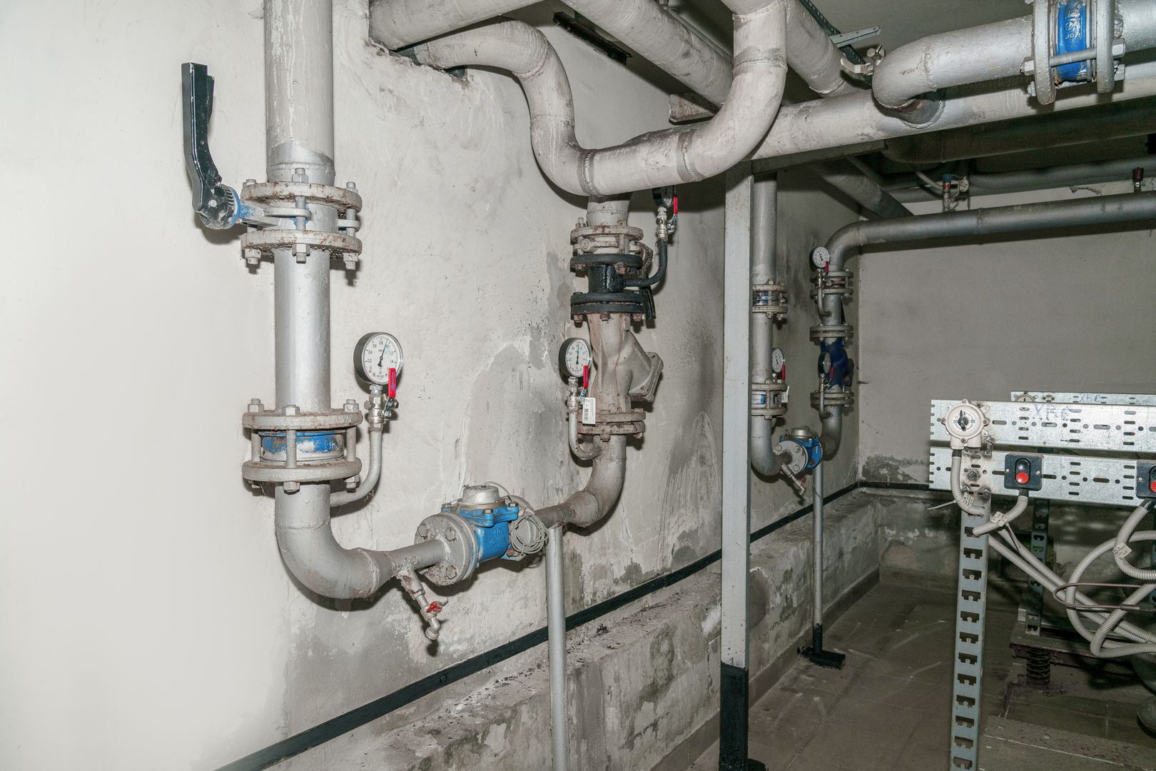 Трубы отопления