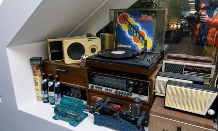 Ретро вещи в магазине