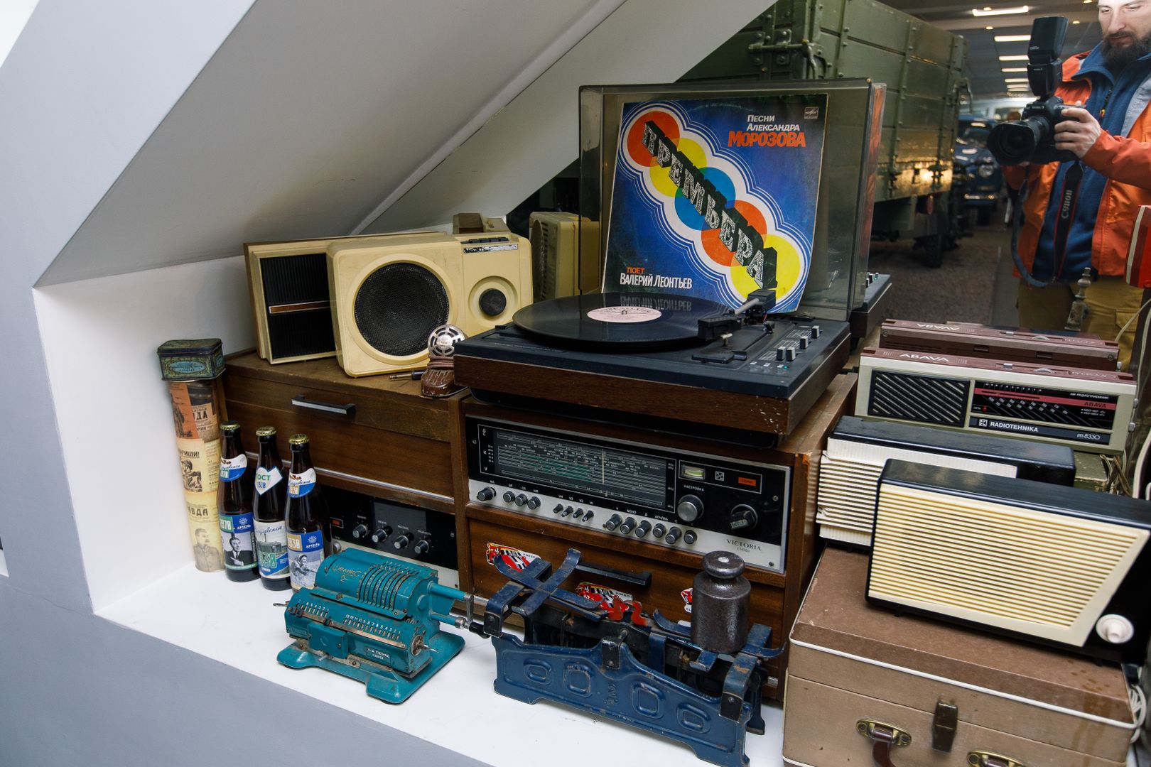 Ретро вещи в магазине