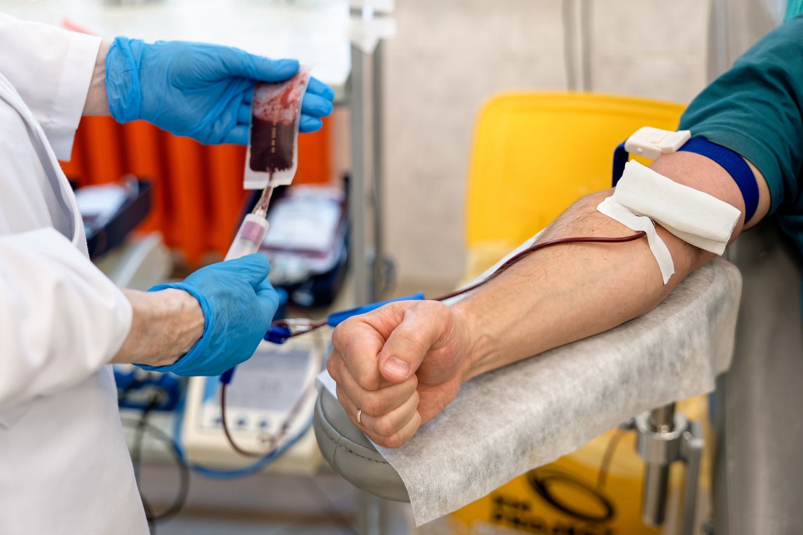 Донор крови