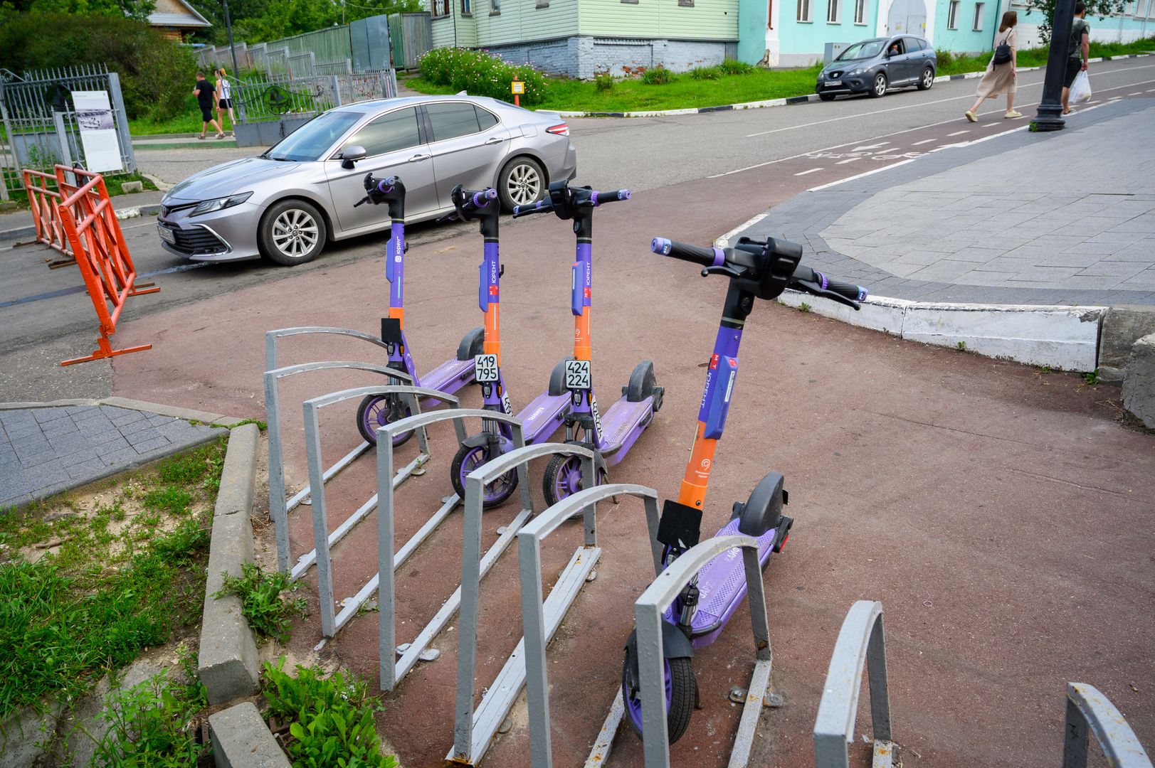 Парковка самокатов в городе