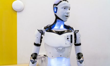 Робот-гуманоид