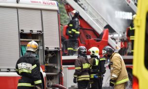 МЧС тушит пожар