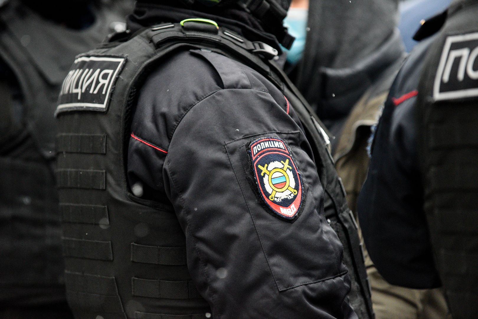 Полиция проводит рейд