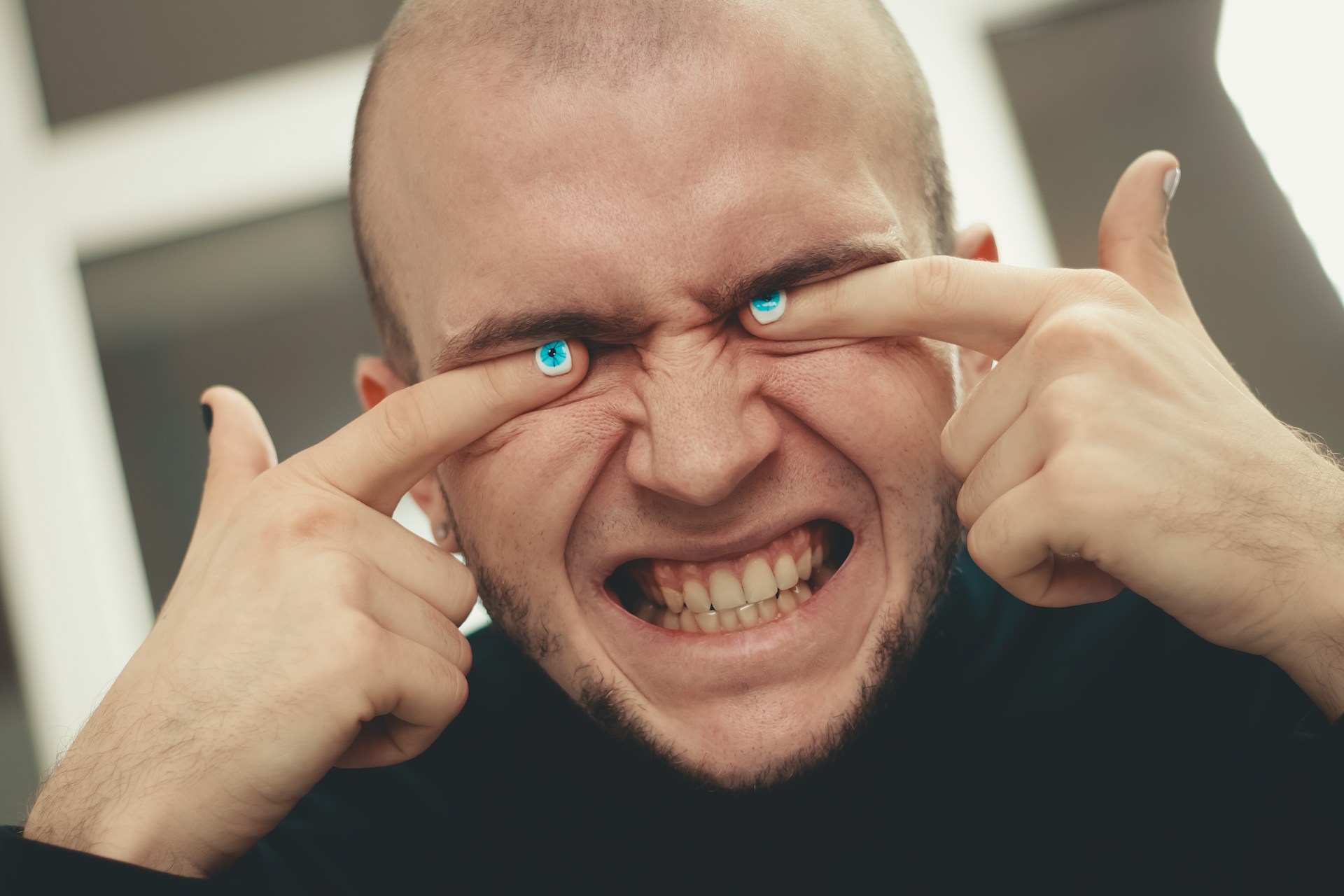 Мужчина зол