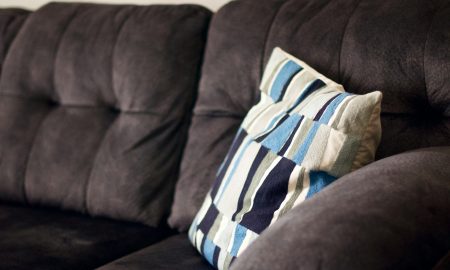 Обивка дивана
