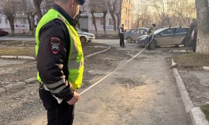 Сотрудник ГАИ на месте ДТП