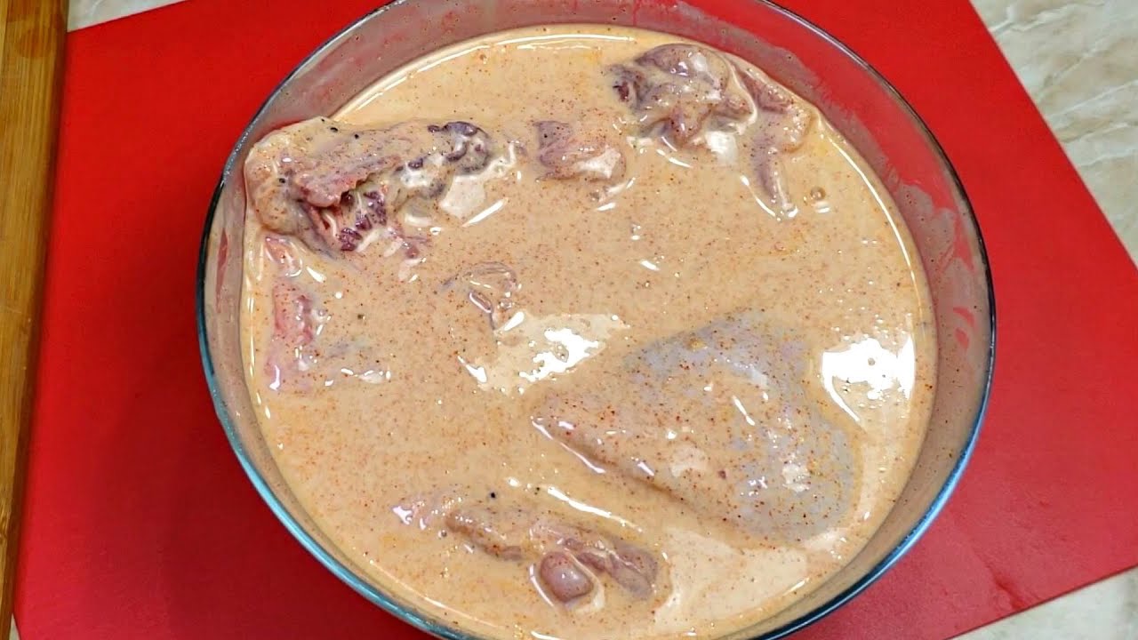 курица в кефирном маринаде