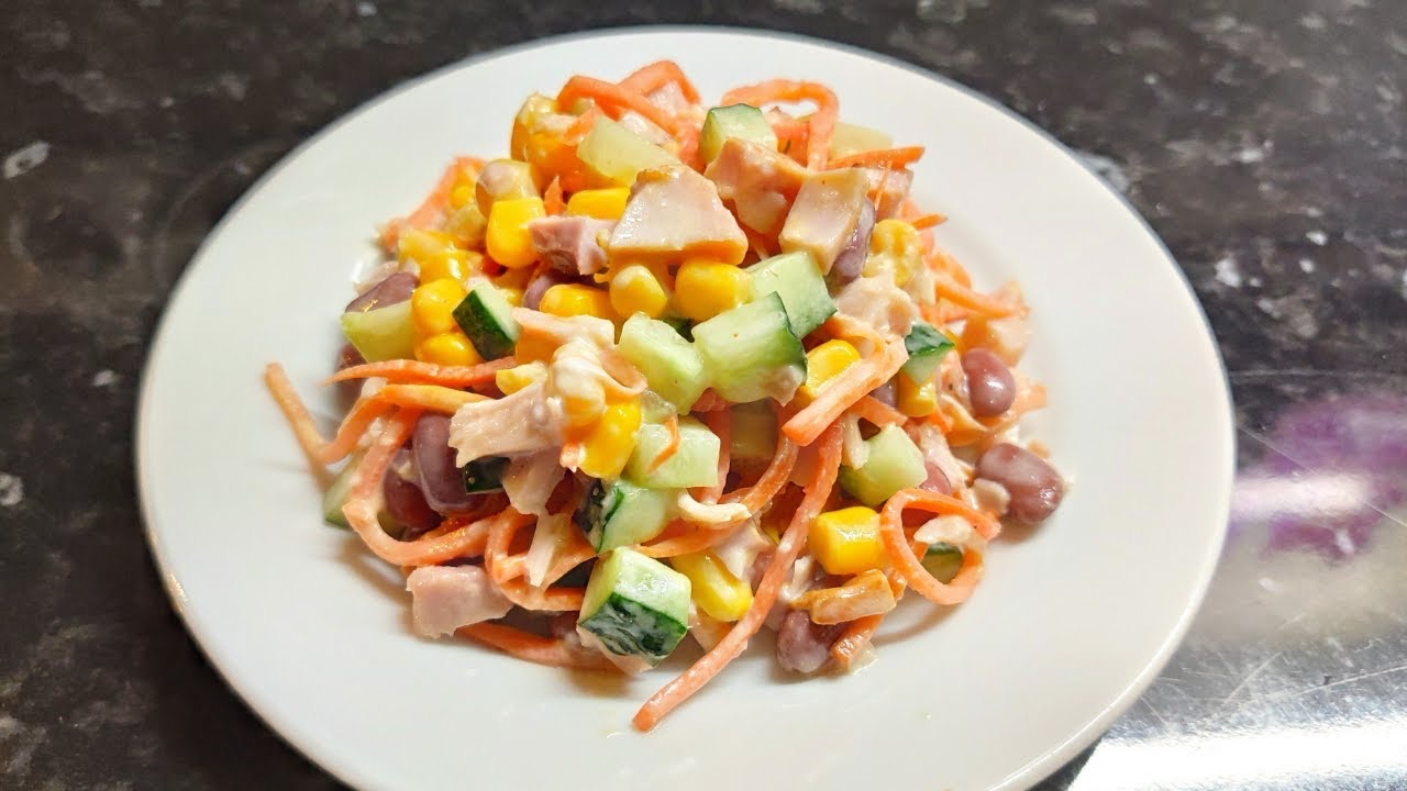 салат с курицей и кукурузой