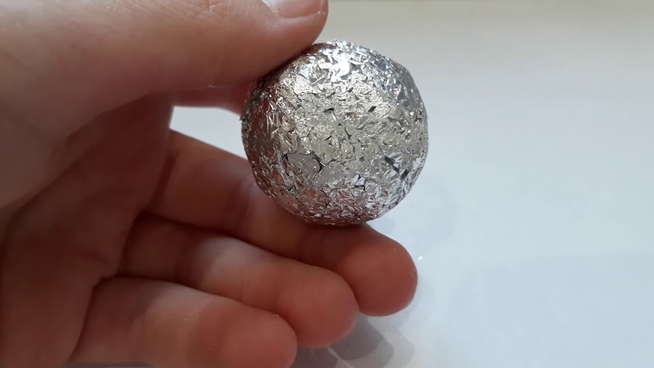 шарик из фольги