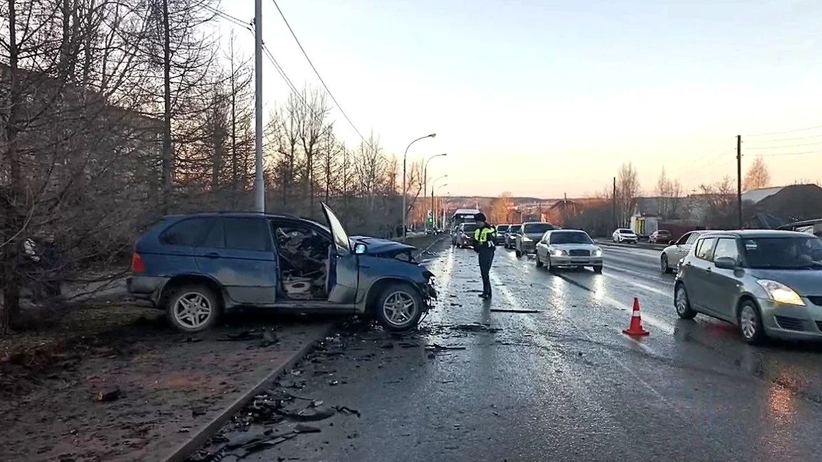 Смертельная авария на проспекте Космонавтов в Екатеринбурге.