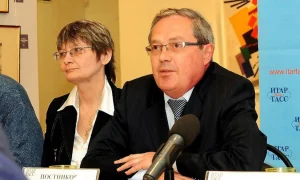 Известный историк и педагог Сергей Постников.