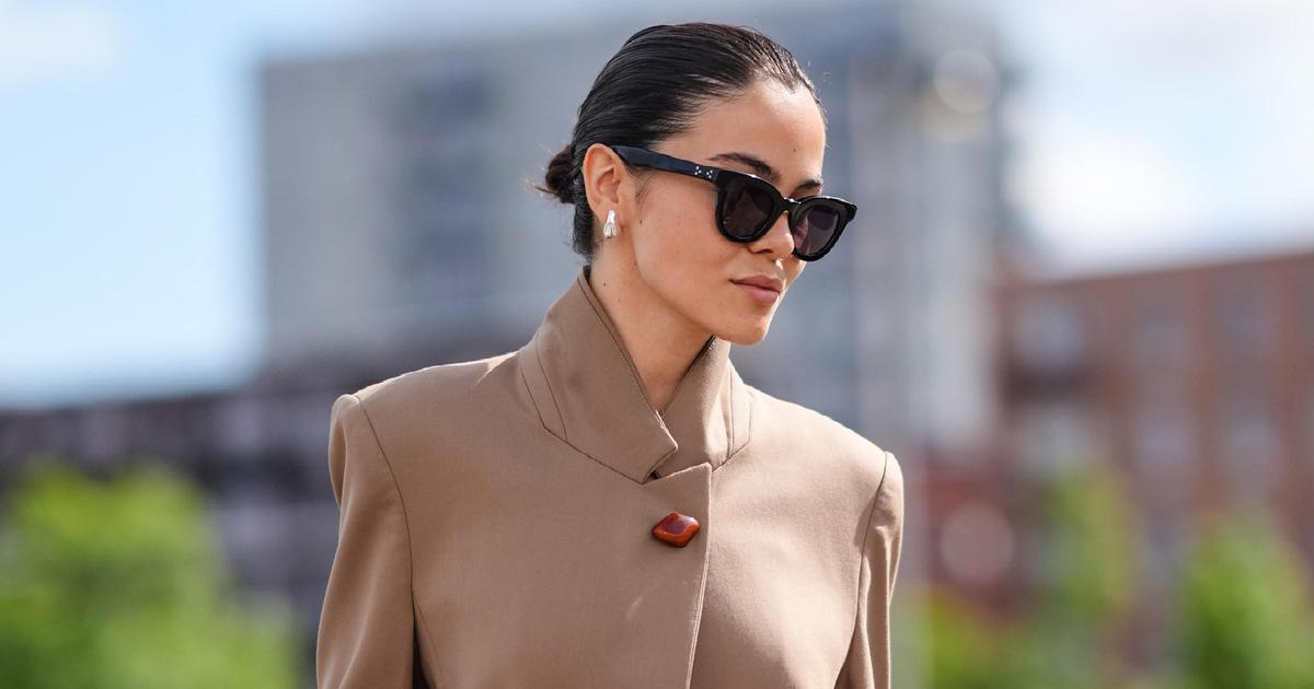 Девушка в очках