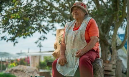 Старая бабушка