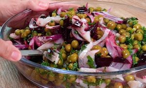 Салат со свеклой