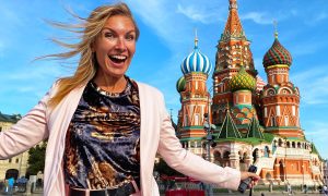 Туристы России