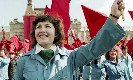 Советская девушка