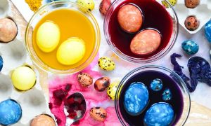 Покраска яиц