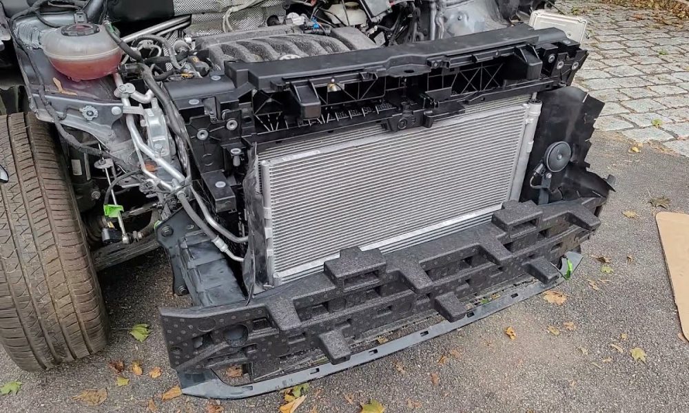 Радиатор авто