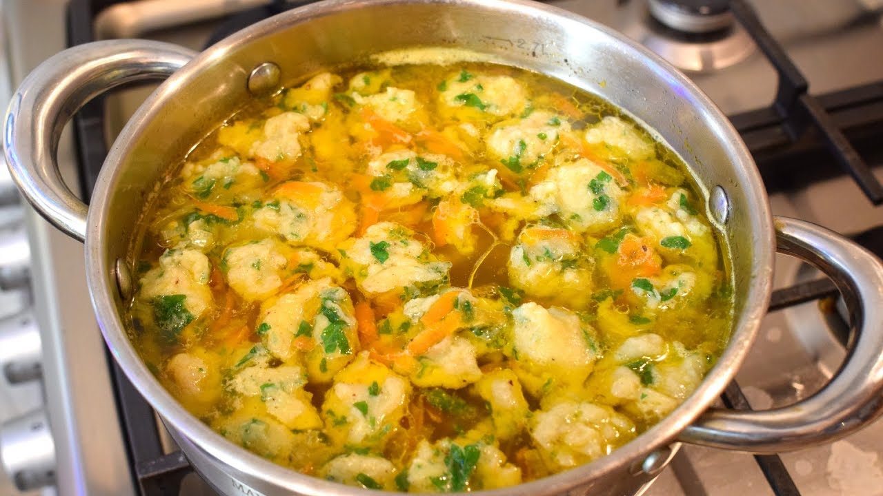 Суп с клецакми