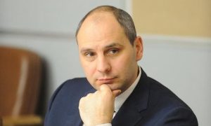 Денис Паслер за работой