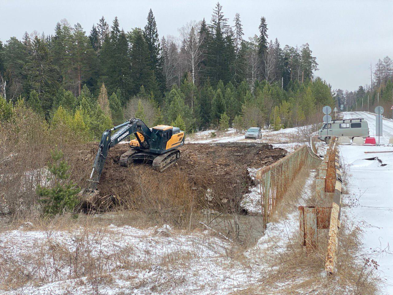Работы по восстановлению моста