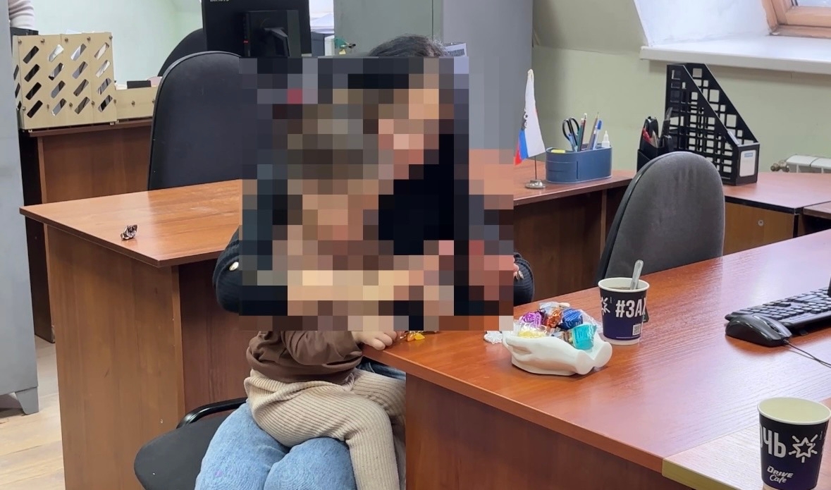 Ребенка вернули матери