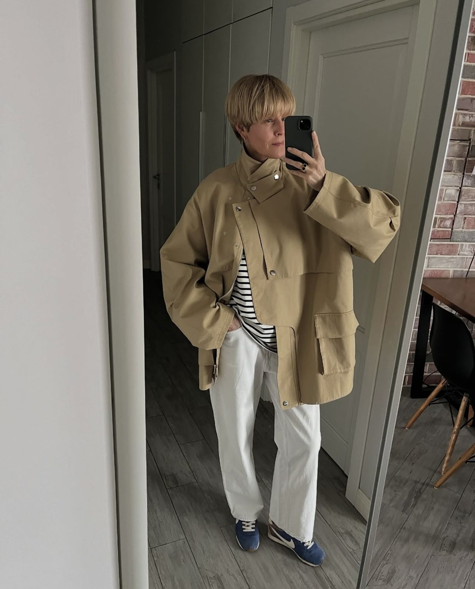 Ветровка в современном стиле