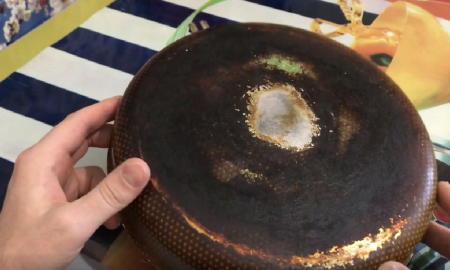 Грязная сковорода