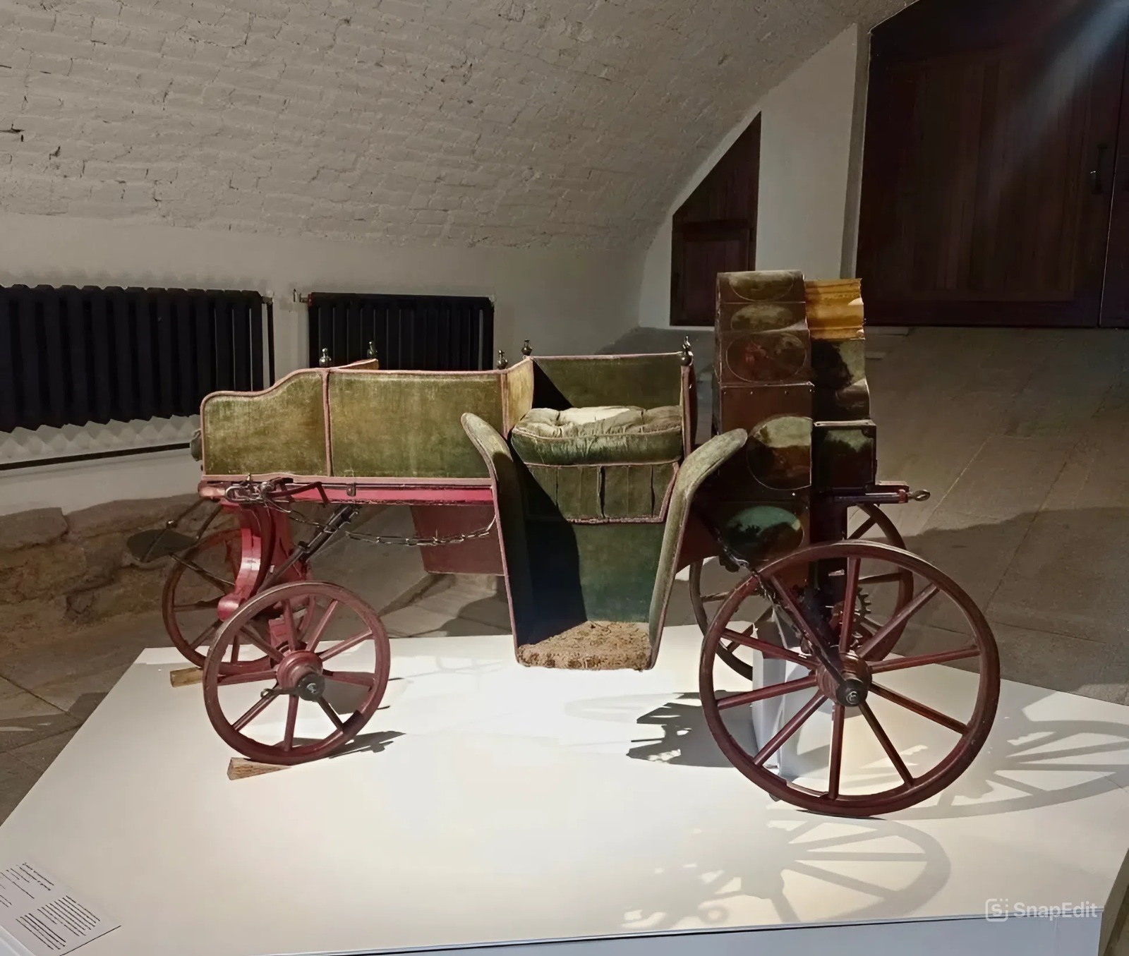 Старинная телега