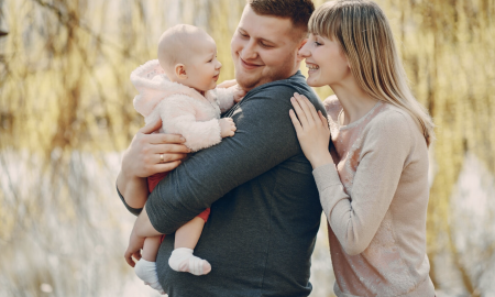 Семья на прогулке