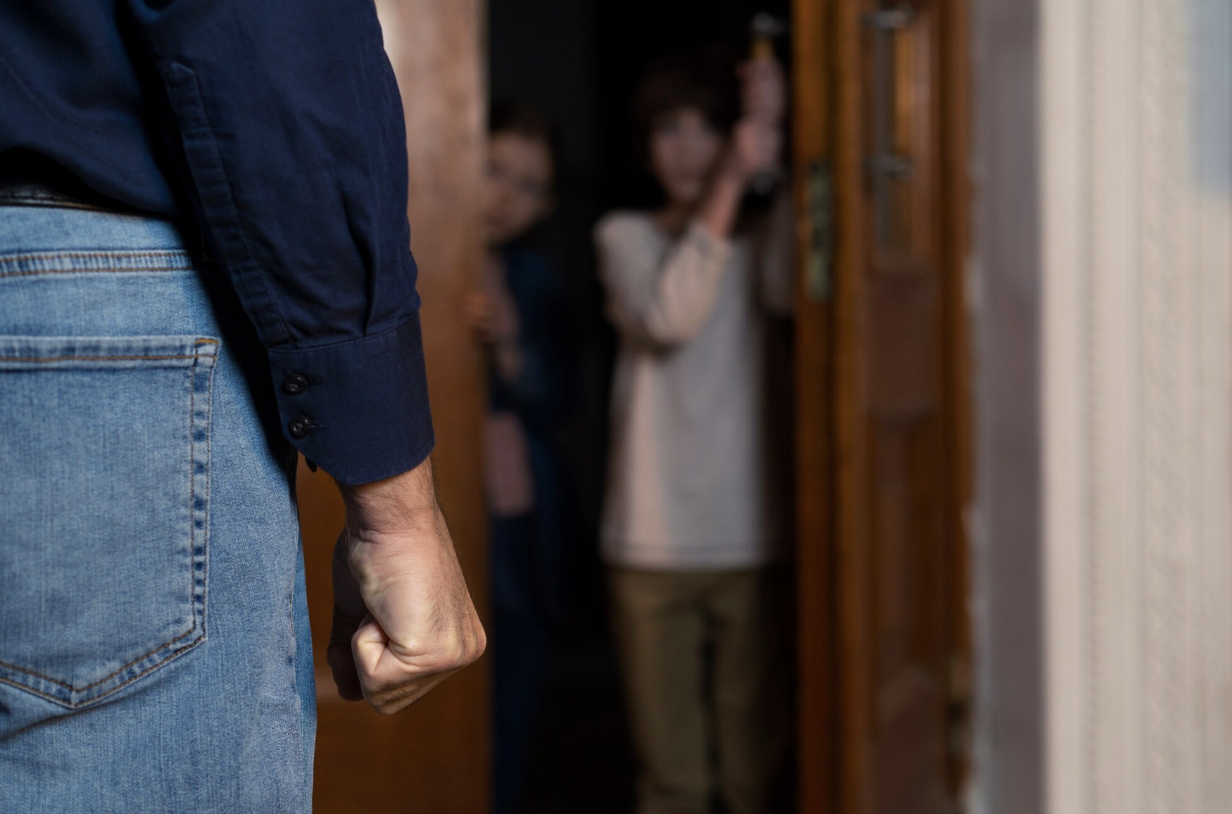 Насилие над людьми