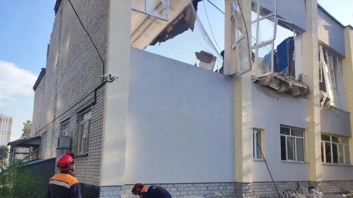 Крыша колледжа в Екатеринбурге