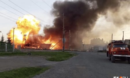 Пожар в частном секторе в Первоуральске 26 мая 2026 года.