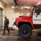 Автомобиль и сотрудник лесной охраны