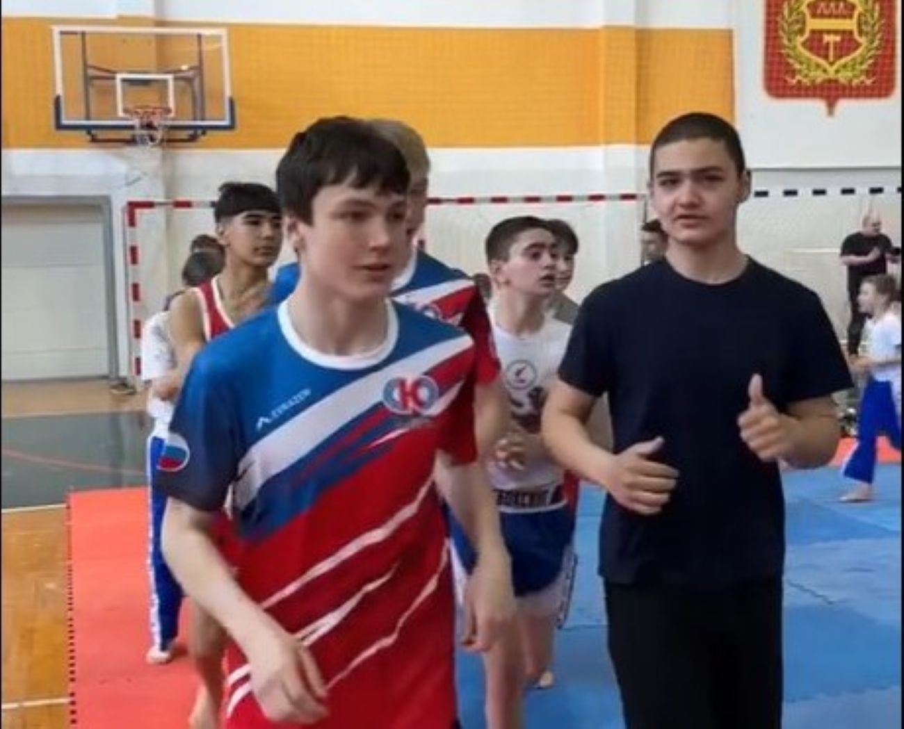Спортсмены