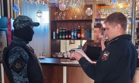 Приставы пришли в кафе