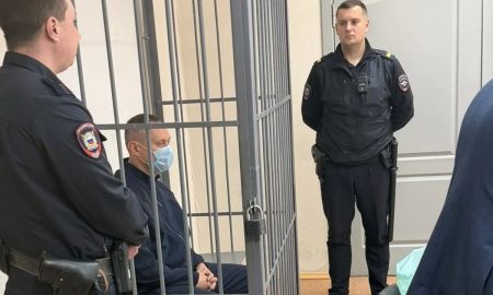 Подозреваемый в зале суда