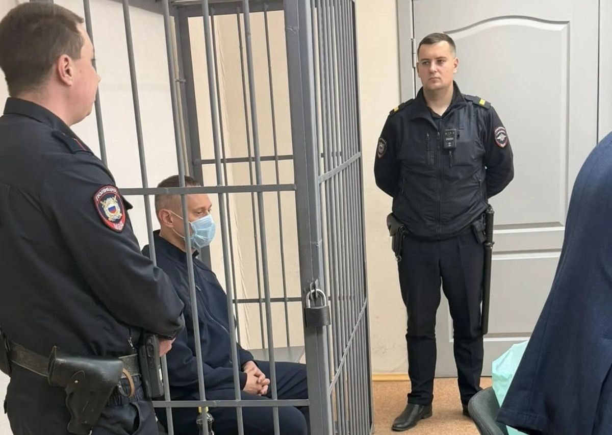 Подозреваемый в зале суда