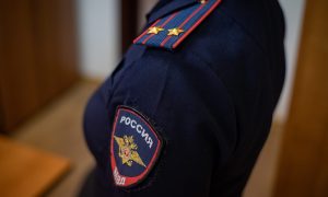 Шеврон сотрудницы полиции