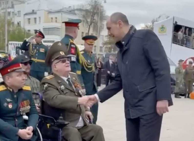 Денис Паслер