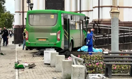 Авария произошла на улице 8 Марта у дома №17.