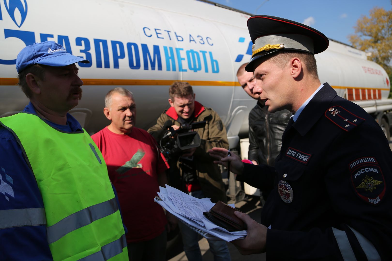 Проверка АЗС контролирующими органами.