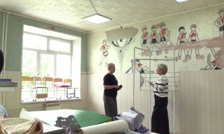 Пионерское панно, которому почти сорок лет.