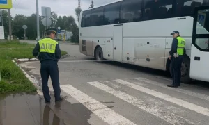 Место наезда на пешехода в Полевском на улице Володарского
