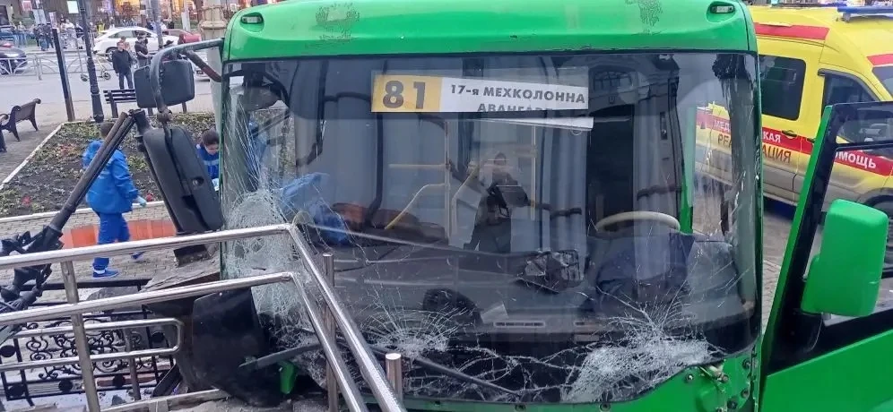 Авария произошла на улице 8 Марта у дома №17.