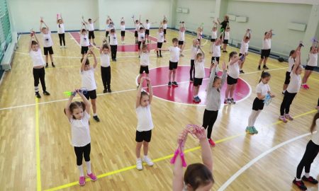 Урок физкультуры.