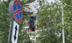 Пожар в доме 216 на улице Мичурина в Екатеринбурге 8 июня 2026 года